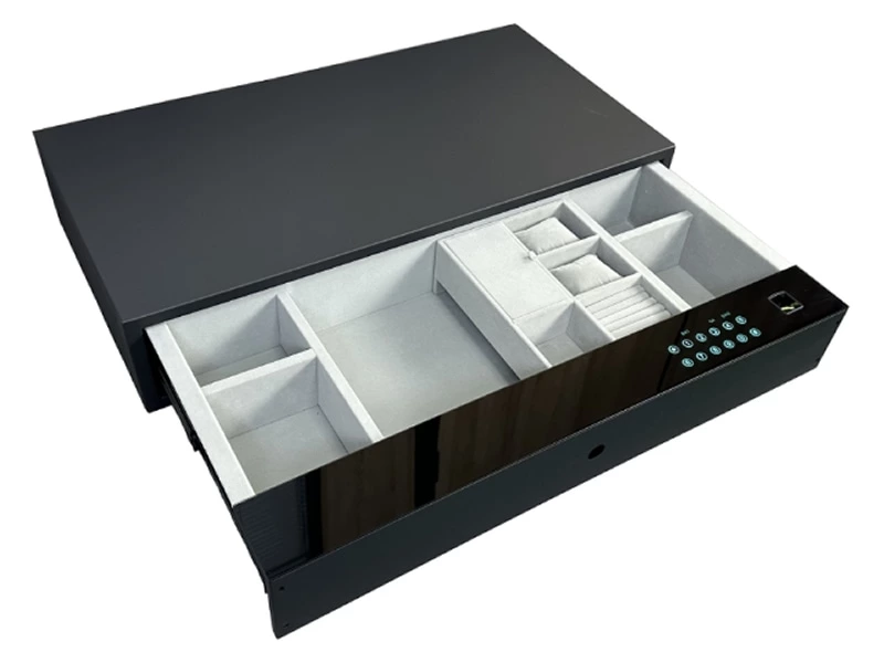 Luxurious Movable Jewelry Box